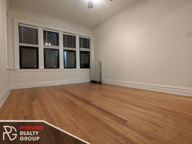 Foto del edificio - 2177 W Giddings St