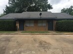 Primary Photo - 404 Kearley Dr