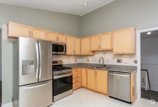 Building Photo - 743 Eaglebrooke Dr
