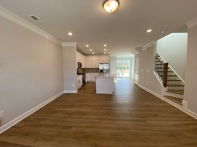 Building Photo - 5535 Stafford Rd