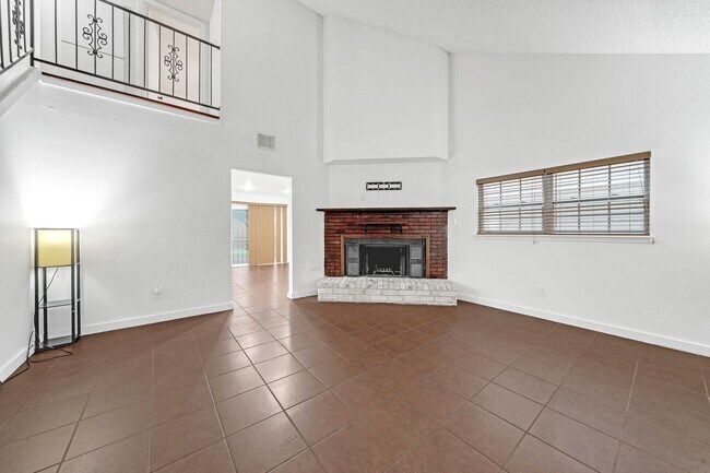 Foto del edificio - 635 Walston Ln