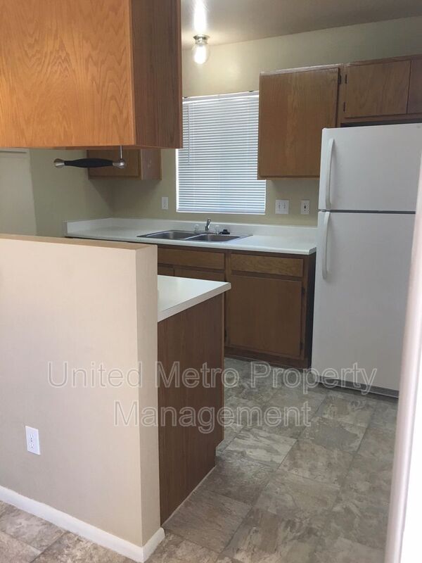 Foto del edificio - 1048 N Old Chisholm Trail