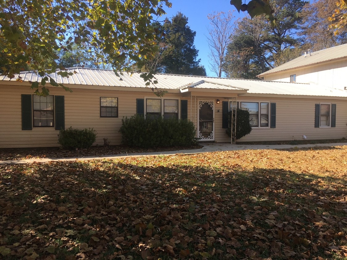 2224 Redtop Ave, Cottondale, AL 35453 House Rental in Cottondale, AL