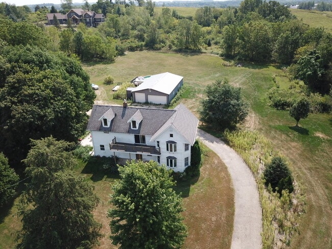 Building Photo - 6861 Cross Country Rd
