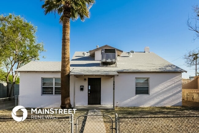 Building Photo - 3434 E Polk St