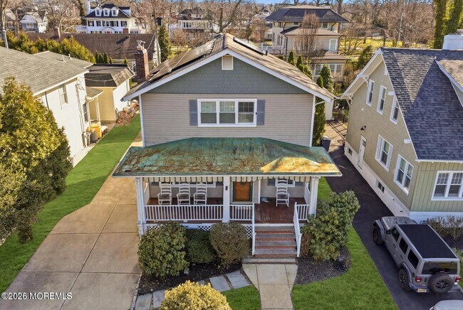 Building Photo - 304 Grassmere Avenue