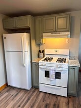 Building Photo - 3080 PA-328