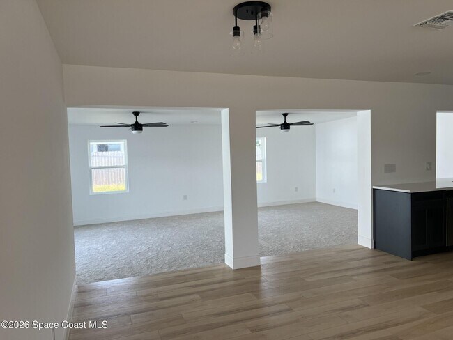 Foto del edificio - 751 Burman Ln NE