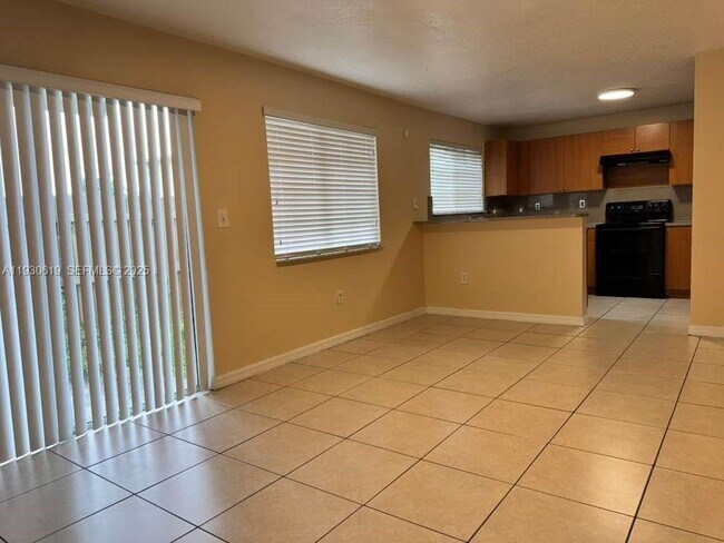 Foto del edificio - 14070 SW 260th St