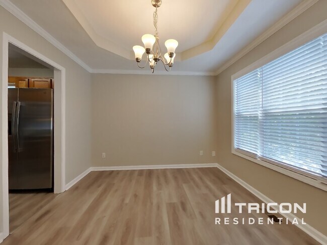 Building Photo - 7258 Brittany Way