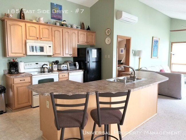 Building Photo - 185 East Side Dr