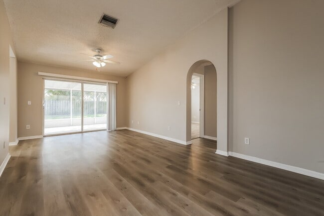 Building Photo - 13409 Prestwick Dr