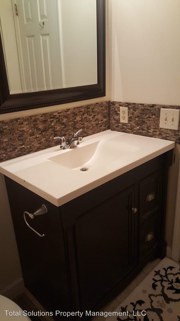 Foto del edificio - 4617 Chestnut Ridge Rd