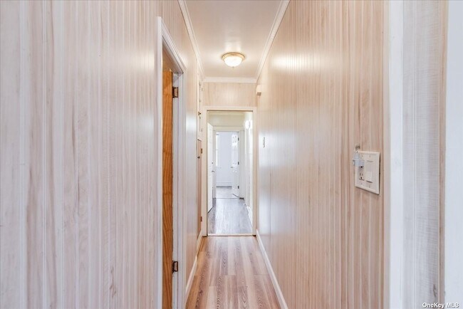 Foto del edificio - 58-26 60th Pl