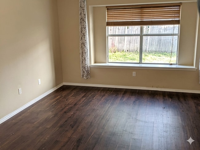 Foto del edificio - 5212 Westheimer Rd