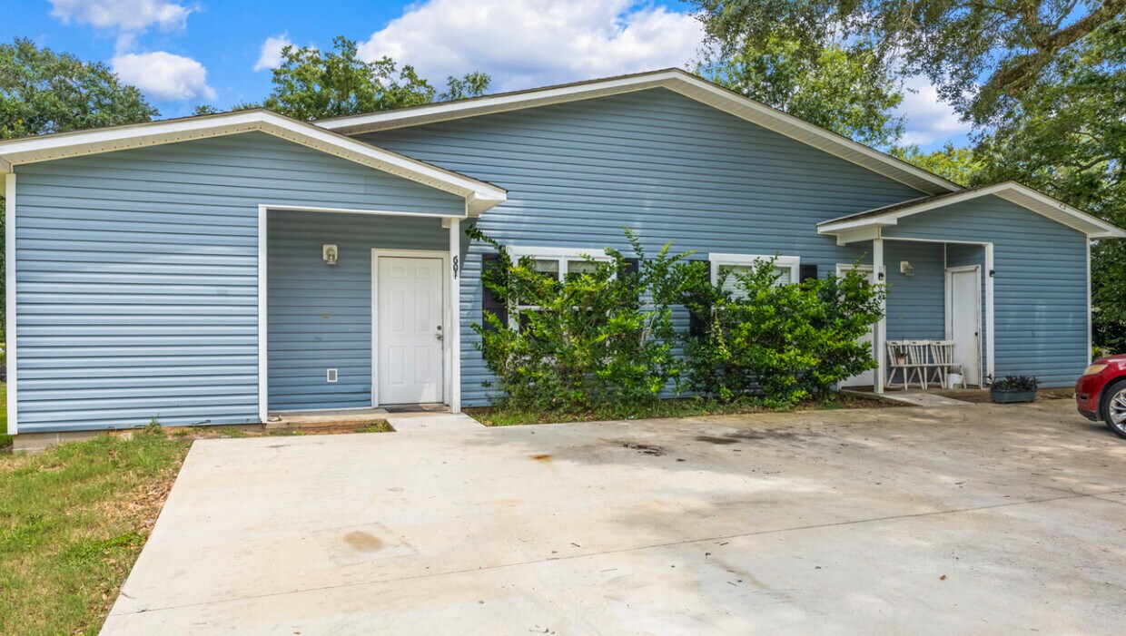 Foto principal - 601 S Cedar St