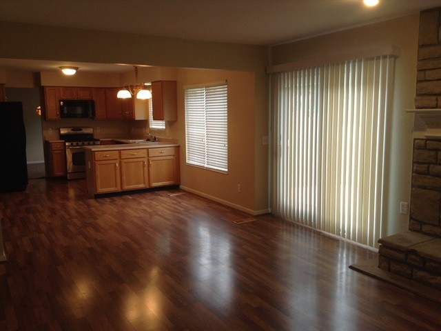 Building Photo - 4838 Dartmouth Dr