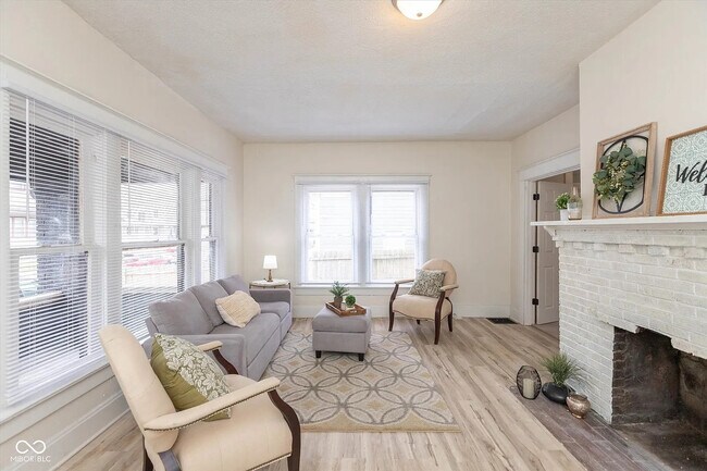 Foto del edificio - 642 E 31st St