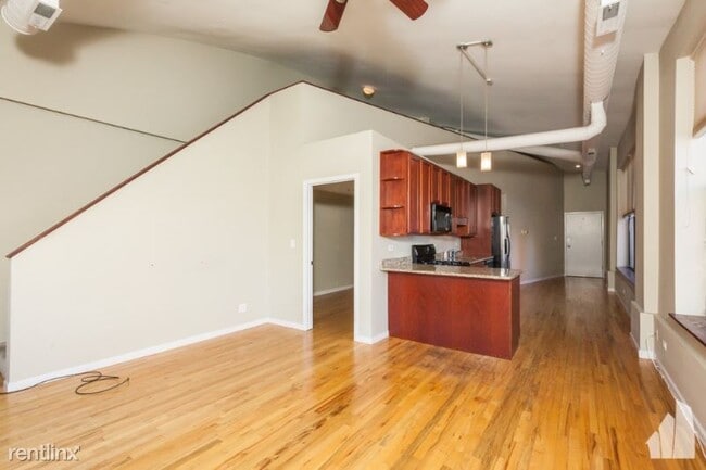 Building Photo - 2000 W Haddon Ave