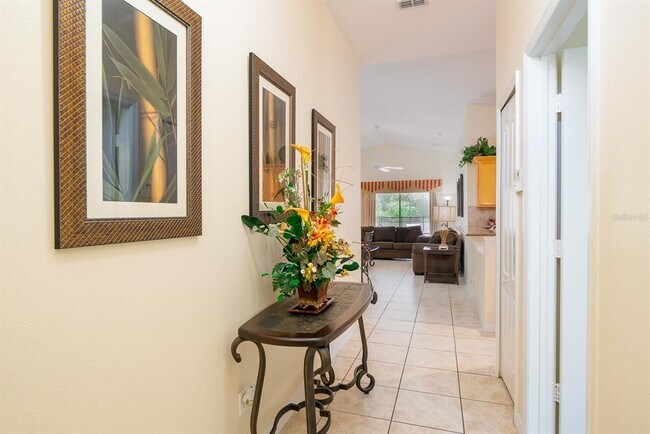 Building Photo - 2178 Royal Ridge Dr