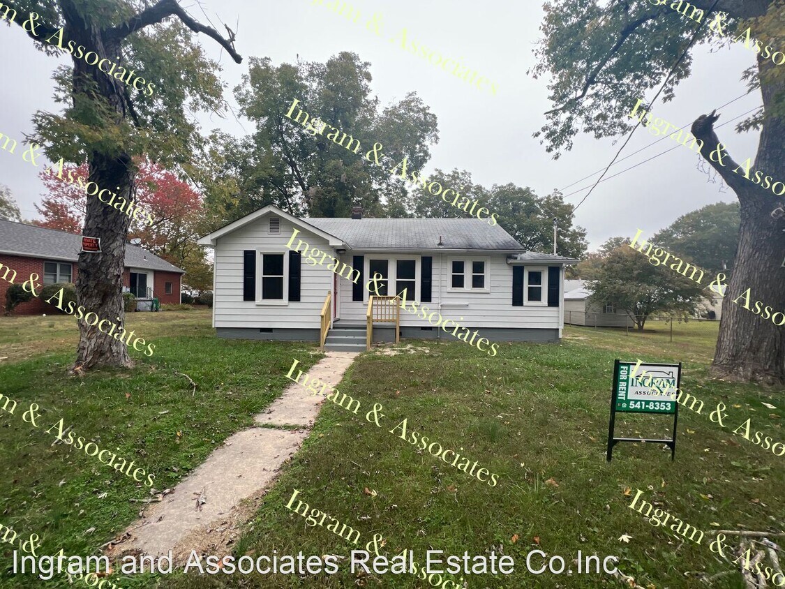 Primary Photo - 2 br, 1 bath House - 1101 Blackstone Avenue