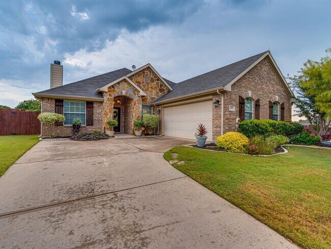 Foto del edificio - 233 Lawson Farms Dr