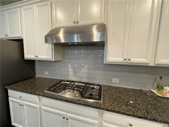 Building Photo - 2720 Canter Meadow Dr