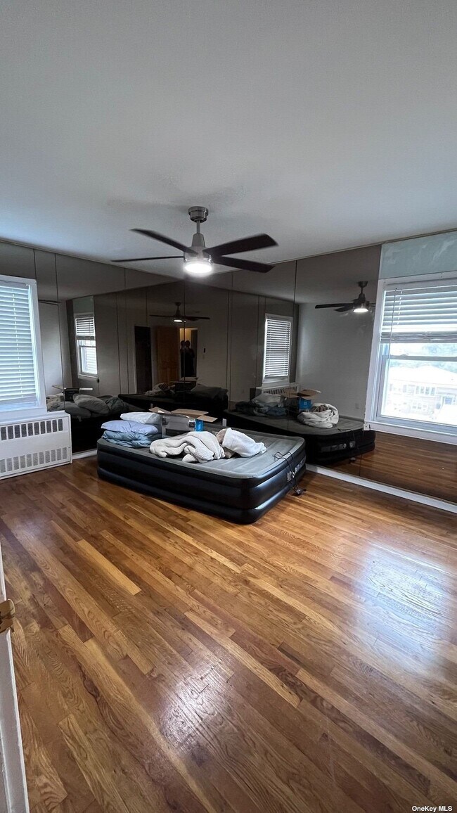 Building Photo - 22-37-37 128th St