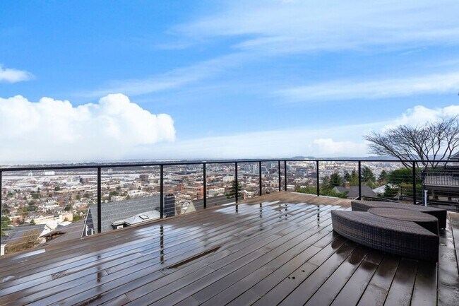 Foto del edificio - 302 NW Albemarle Terrace
