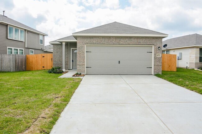 Building Photo - 14670 E Pine Heart Dr
