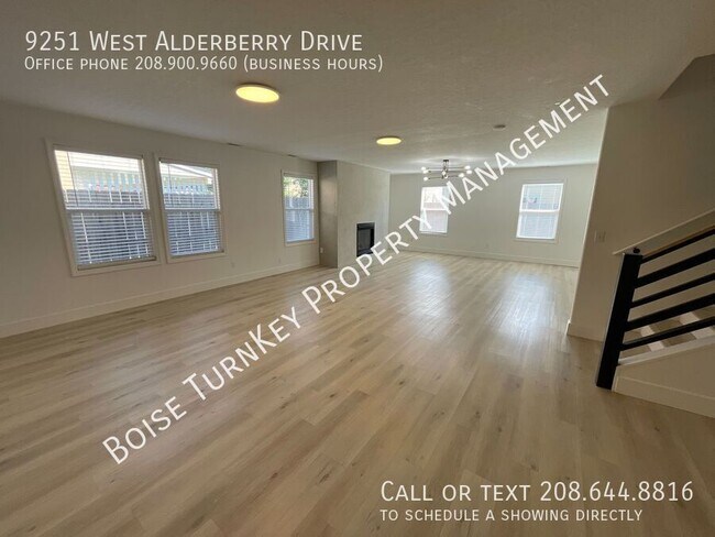 Building Photo - 9251 W Alderberry Dr