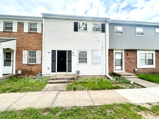 Building Photo - 6238 E 129 St