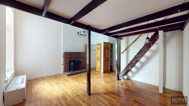 Foto del edificio - 107 W 69th St