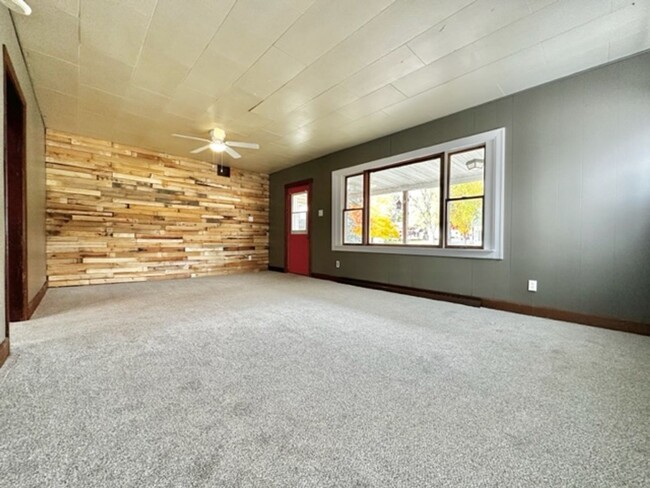 Foto del edificio - Wescott St. Duplex
