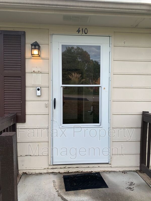 Foto del edificio - 410 Cody St