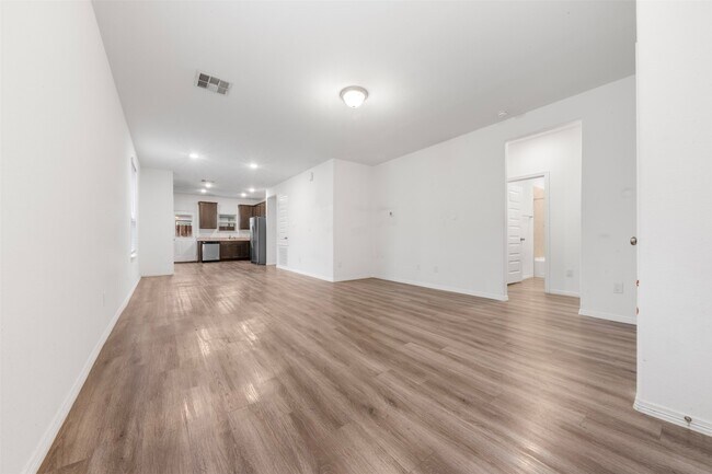 Foto del edificio - 16639 Spirit St
