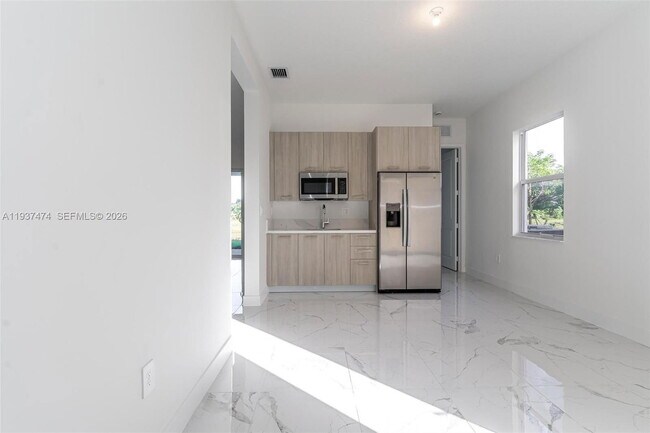 Foto del edificio - 12289 SW 43rd St