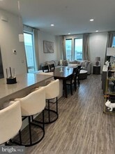 Building Photo - 3000 Birchview Walk