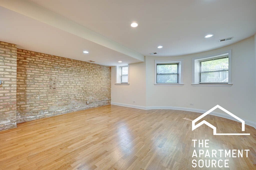 Photo - 2836 N Albany Ave (Chicago, IL)