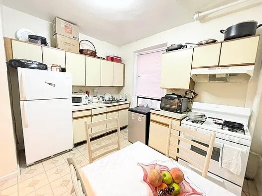 Foto del edificio - 3824 Waldo Ave