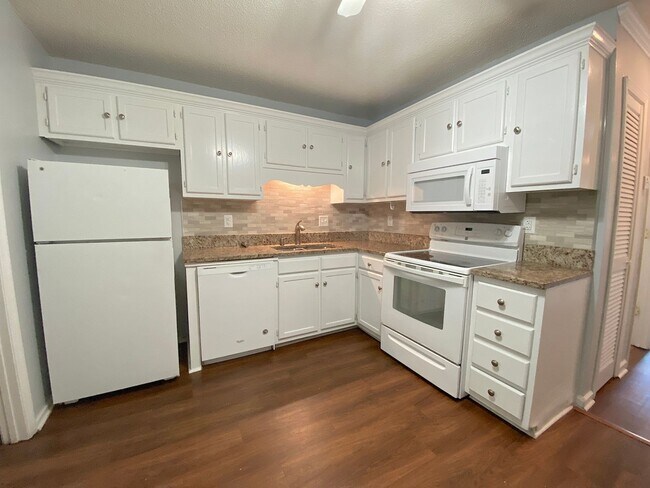 Foto del edificio - The Riverway at Aichele Terrace