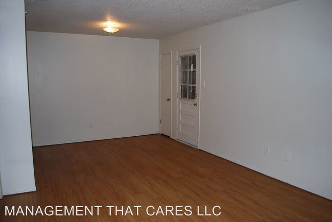 Foto del edificio - 3945 Macon Rd