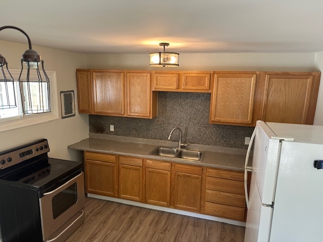 Foto del edificio - 2960 Wendy Ln