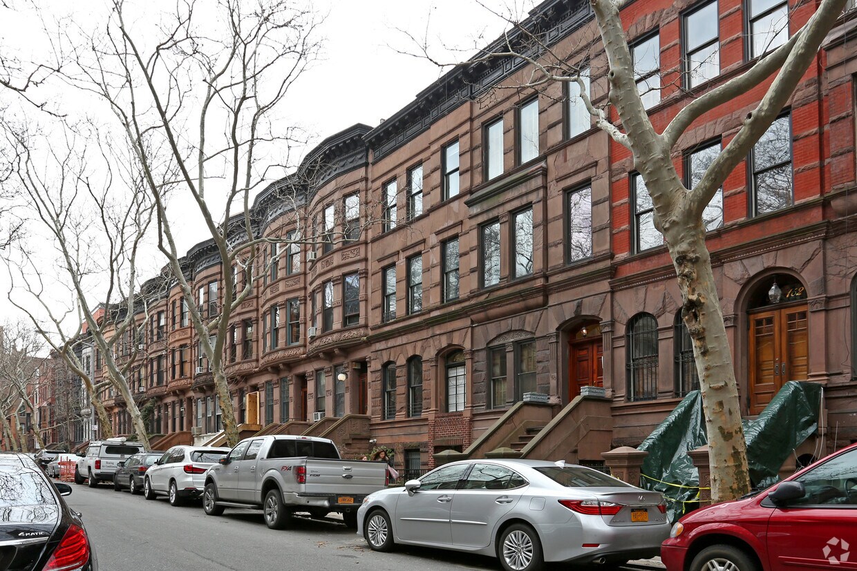 Primary Photo - 158 W 88th St
