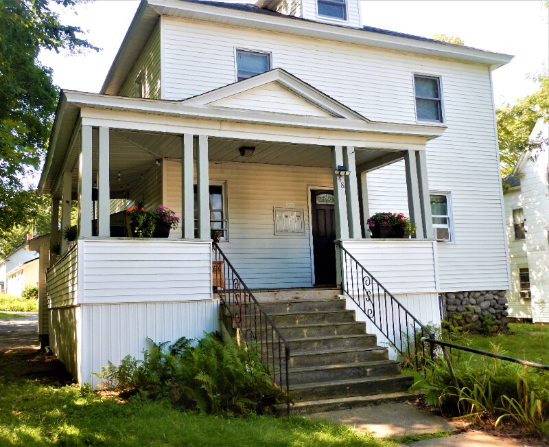 Primary Photo - 48 Shattuck St