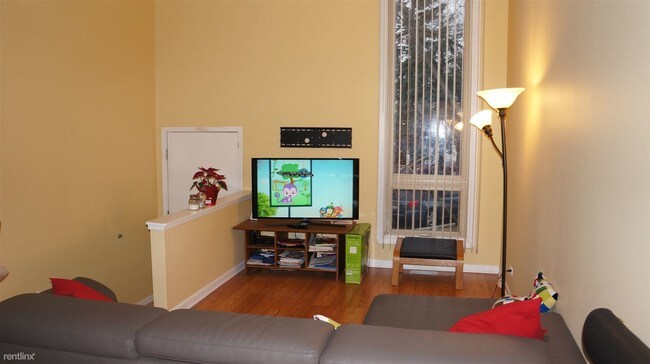 Building Photo - 364 Cedar Tree Ct