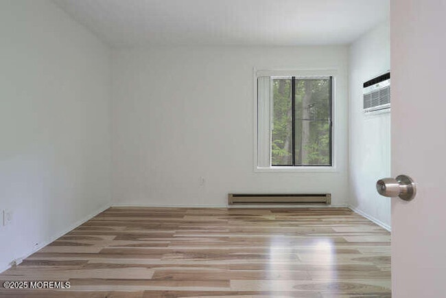 Foto del edificio - 174 Amberly Dr