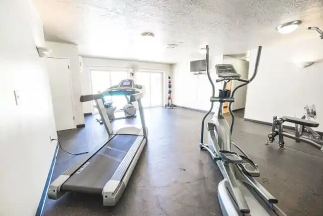 Interior Photo - Laurelwood Estates