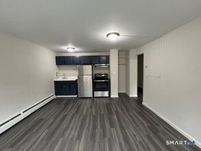 Building Photo - 40 Prospect St