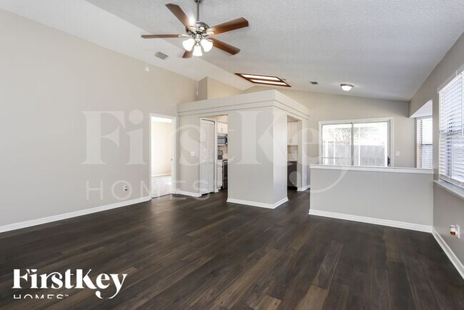 Building Photo - 6736 Newgate Cir E